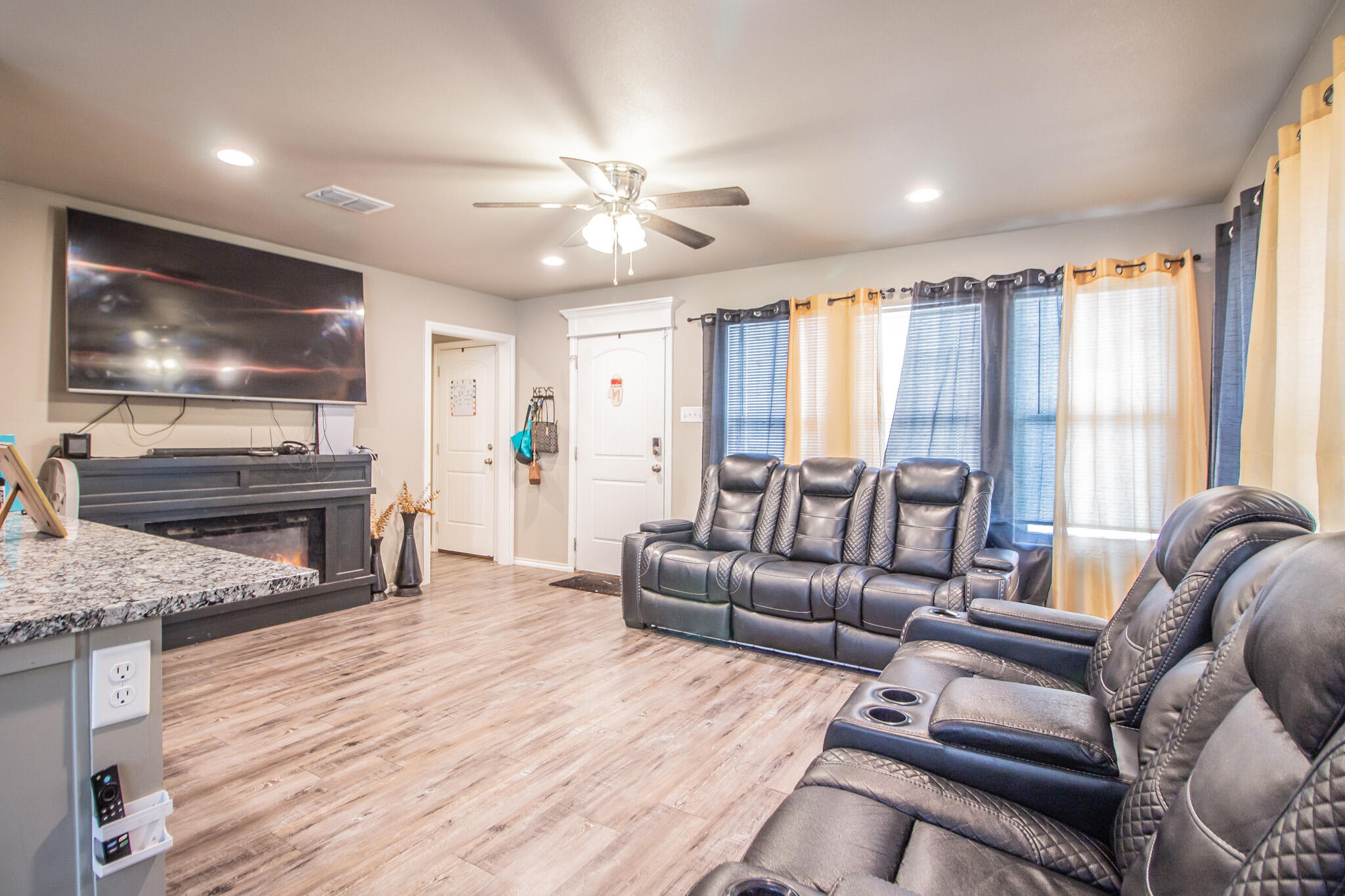 1806 East Harvard Street Lubbock, TX 79403 - Photo 5 of 22 IMG_6168