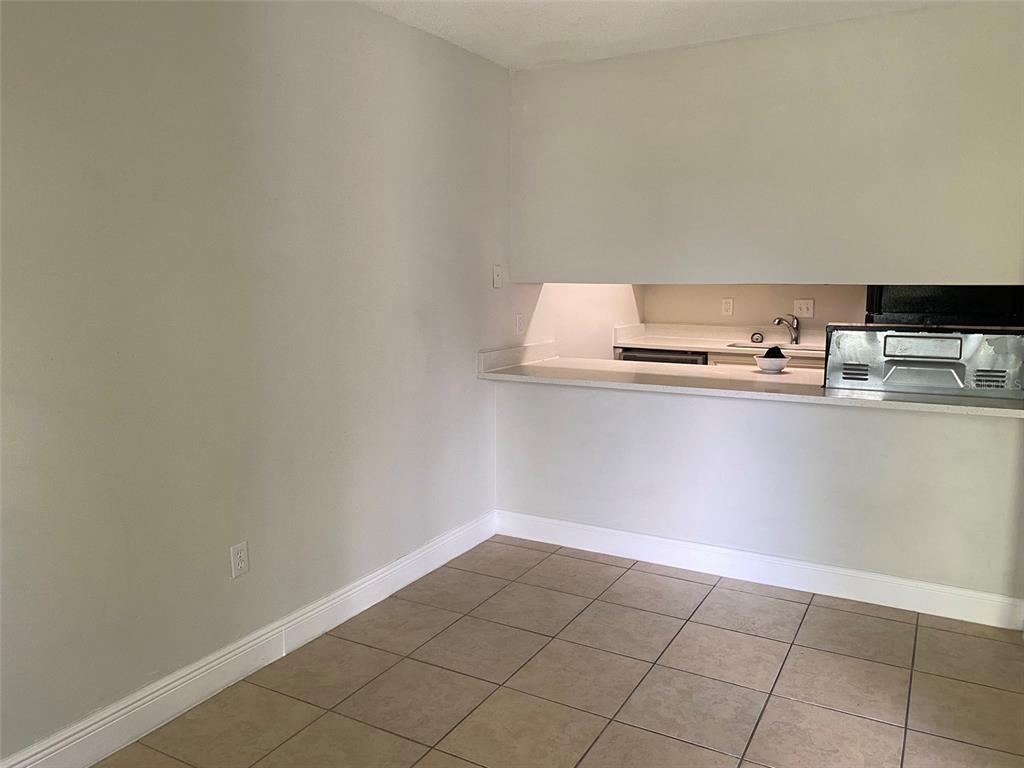 5317 Curry Ford Road, Unit M202 Orlando, FL 32812 - Photo 7 of 10 Gallery Image 7