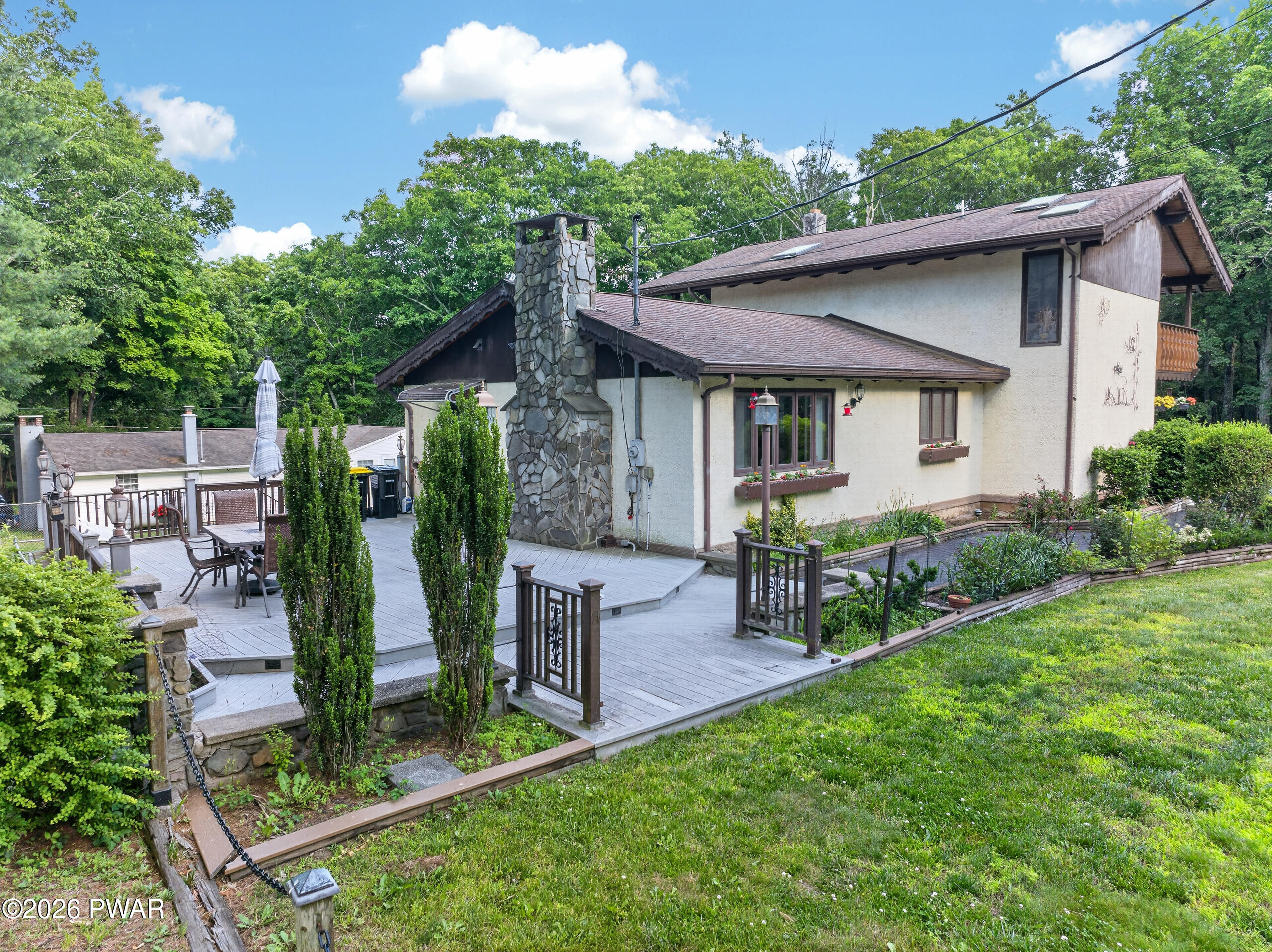 162 Doolan Road Dingmans Ferry, PA 18328 - Photo 7 of 57