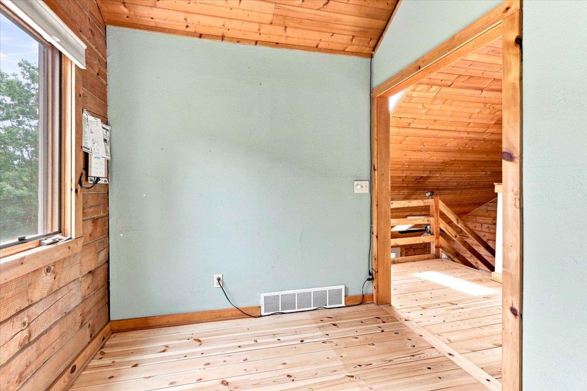 W9988 River Oaks Road Poynette, WI 53955 - Photo 22 of 66