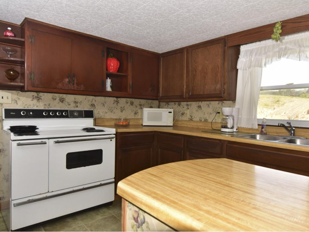 1680 Nelse Roberts Road Chuckey, TN 37641 - Photo 3 of 36 Photo 3