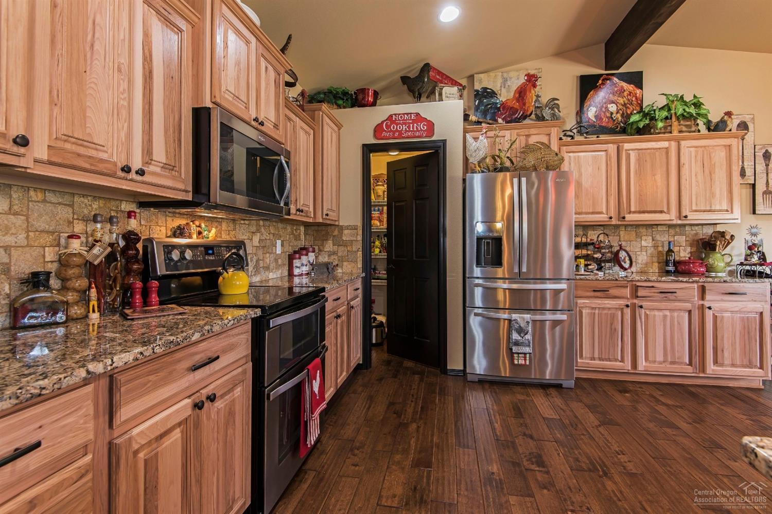 69680 Old Wagon Road Sisters, OR 97759 - Photo 6 of 25 Additional Photo