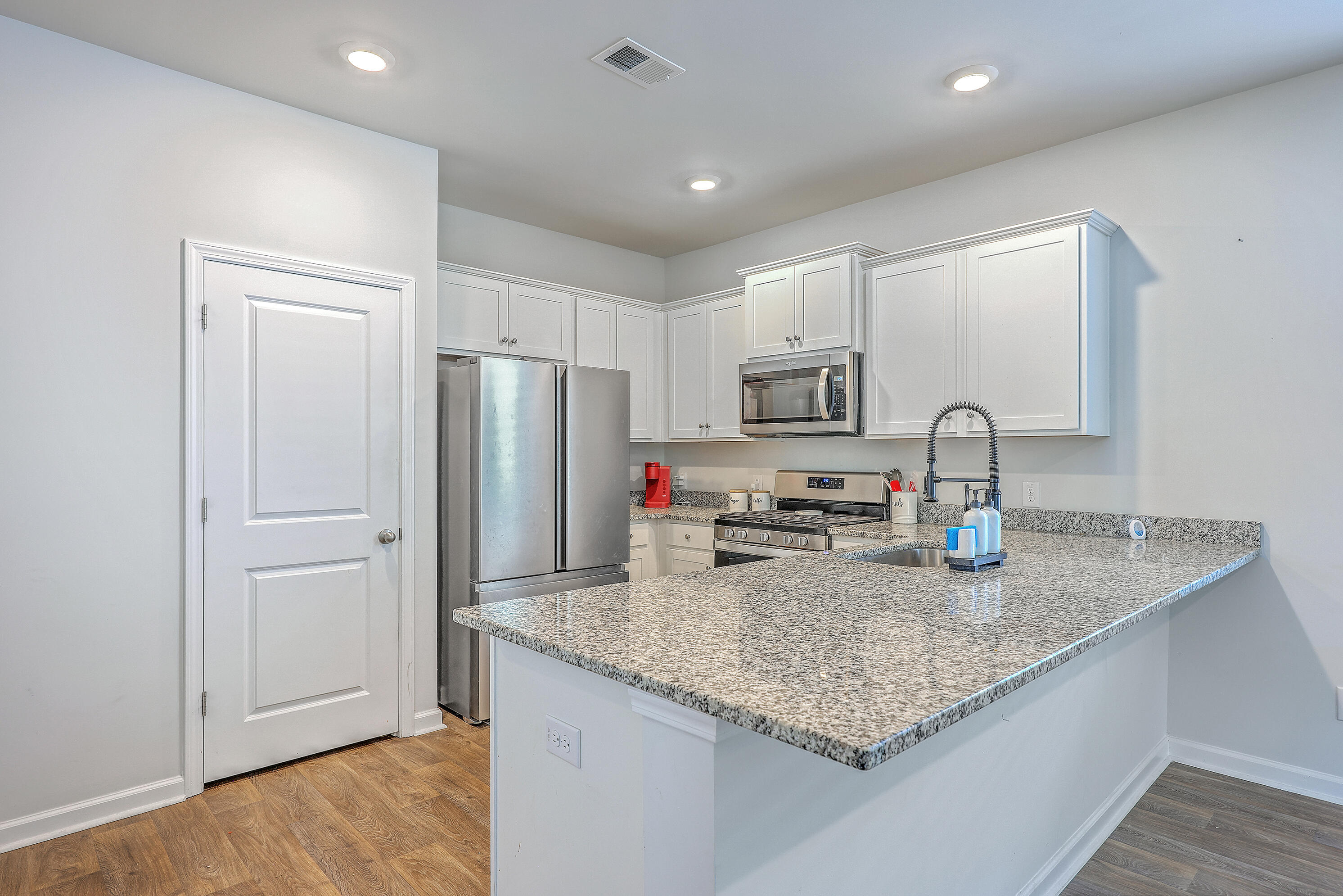 1003 Peridote Way Ladson, SC 29456 - Photo 5 of 23 ZYN_1538_39_40_41_42_43_44