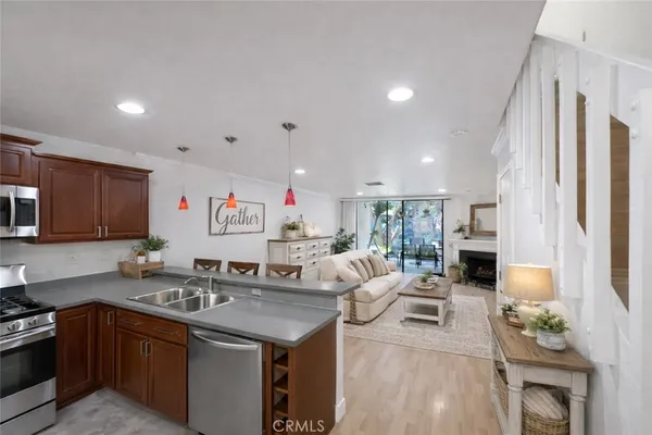 $3,200 | 12750 Centralia Street, Unit 36, Lakewood, CA 90715