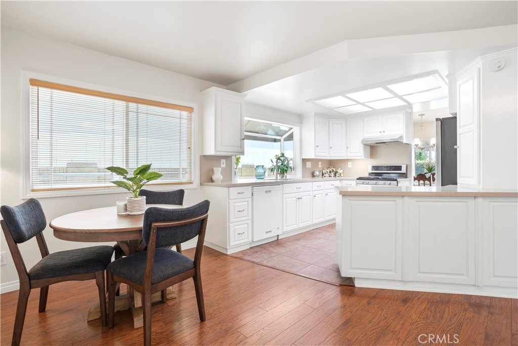 2467 Marisa Place Simi Valley, CA 93065 - Photo 12 of 29