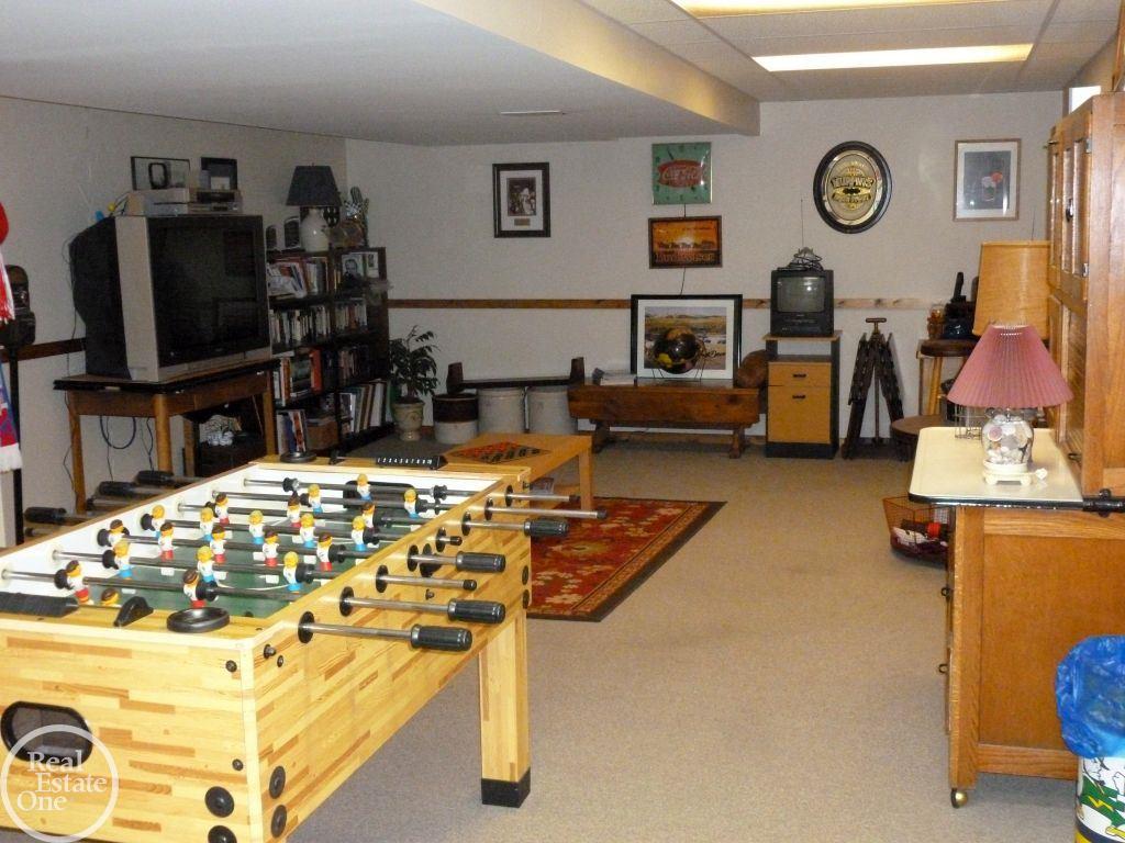 1901 Grayslake Drive Rochester Hills, MI 48306 - Photo 43 of 45