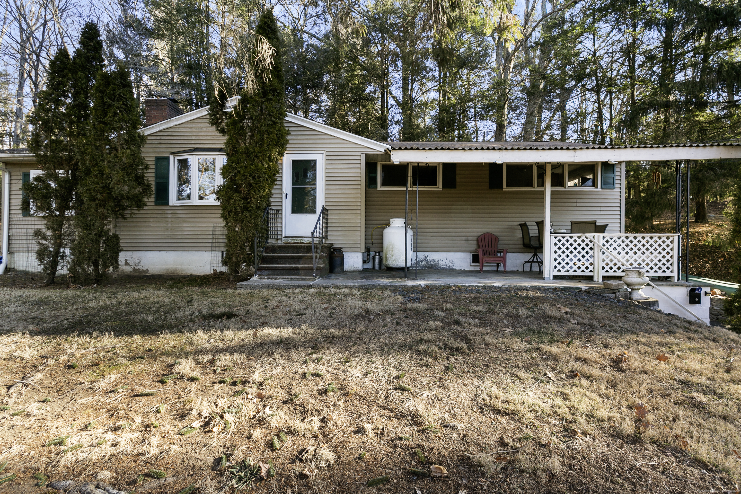 34 Philo Curtis Road Newtown, CT 06482 - Photo 1 of 1