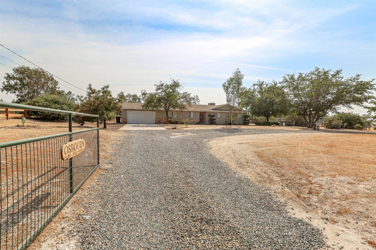 37250 Ave 17 Madera, CA 93636 - Photo 12 of 55