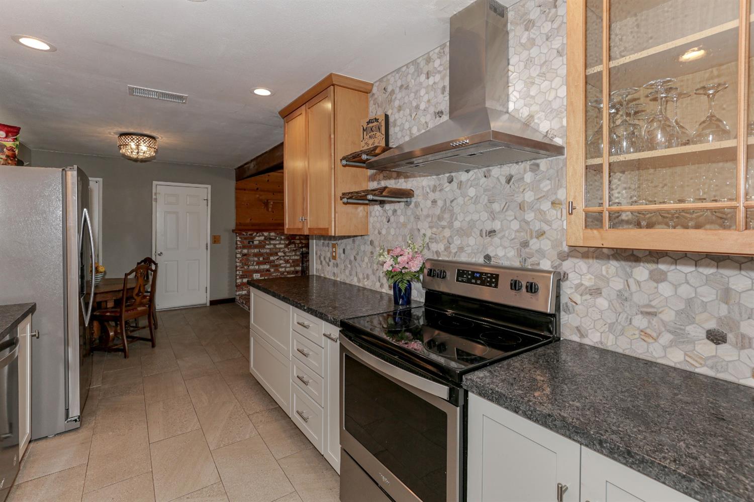 37250 Ave 17 Madera, CA 93636 - Photo 26 of 55