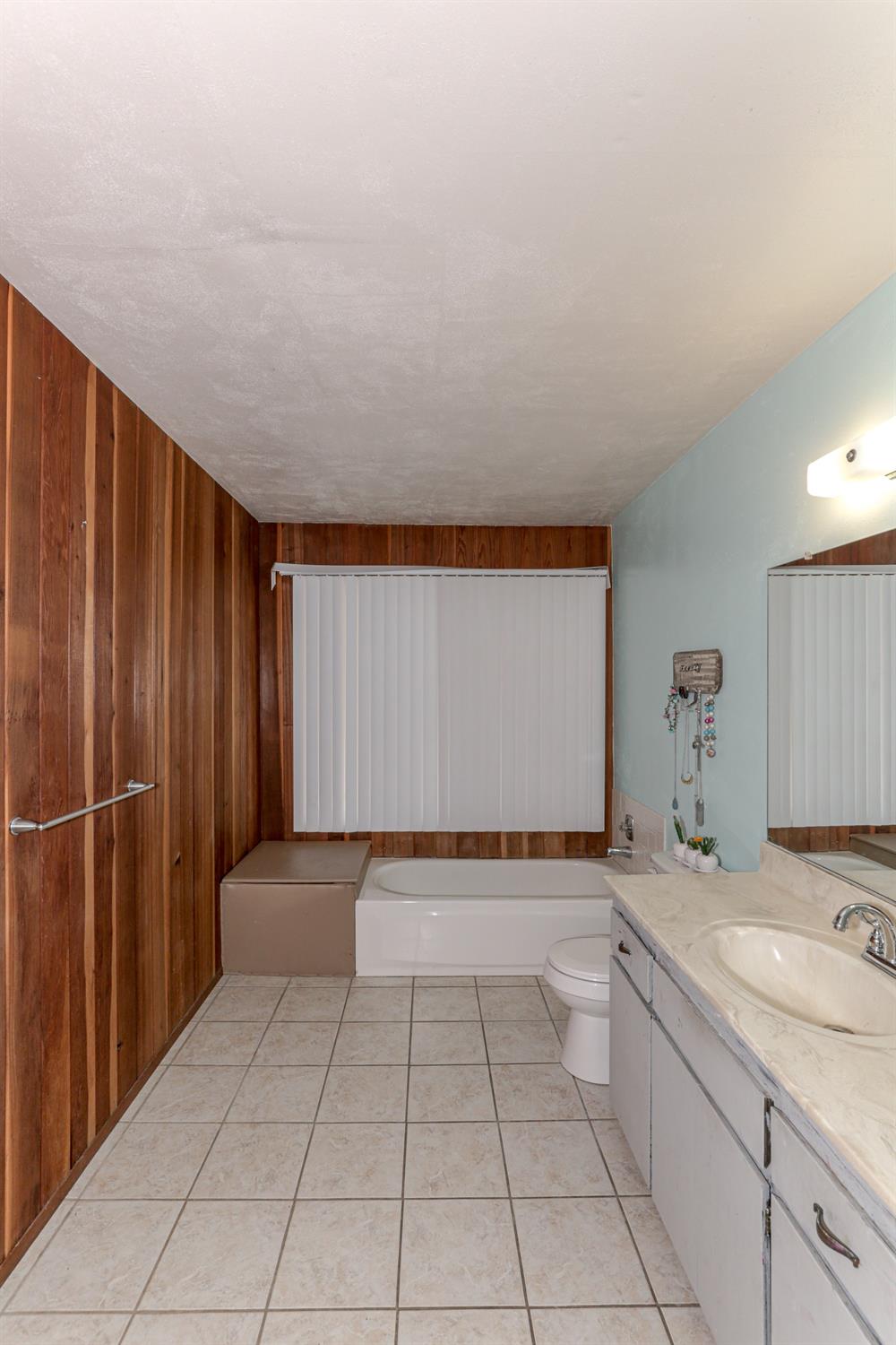 37250 Ave 17 Madera, CA 93636 - Photo 35 of 55