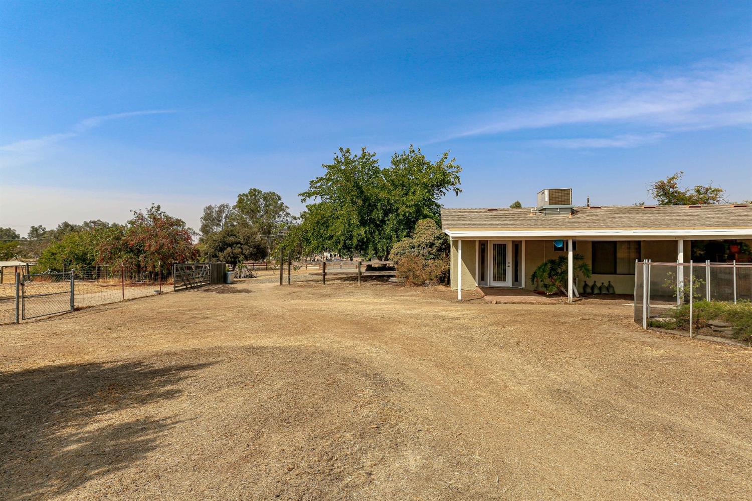 37250 Ave 17 Madera, CA 93636 - Photo 46 of 55