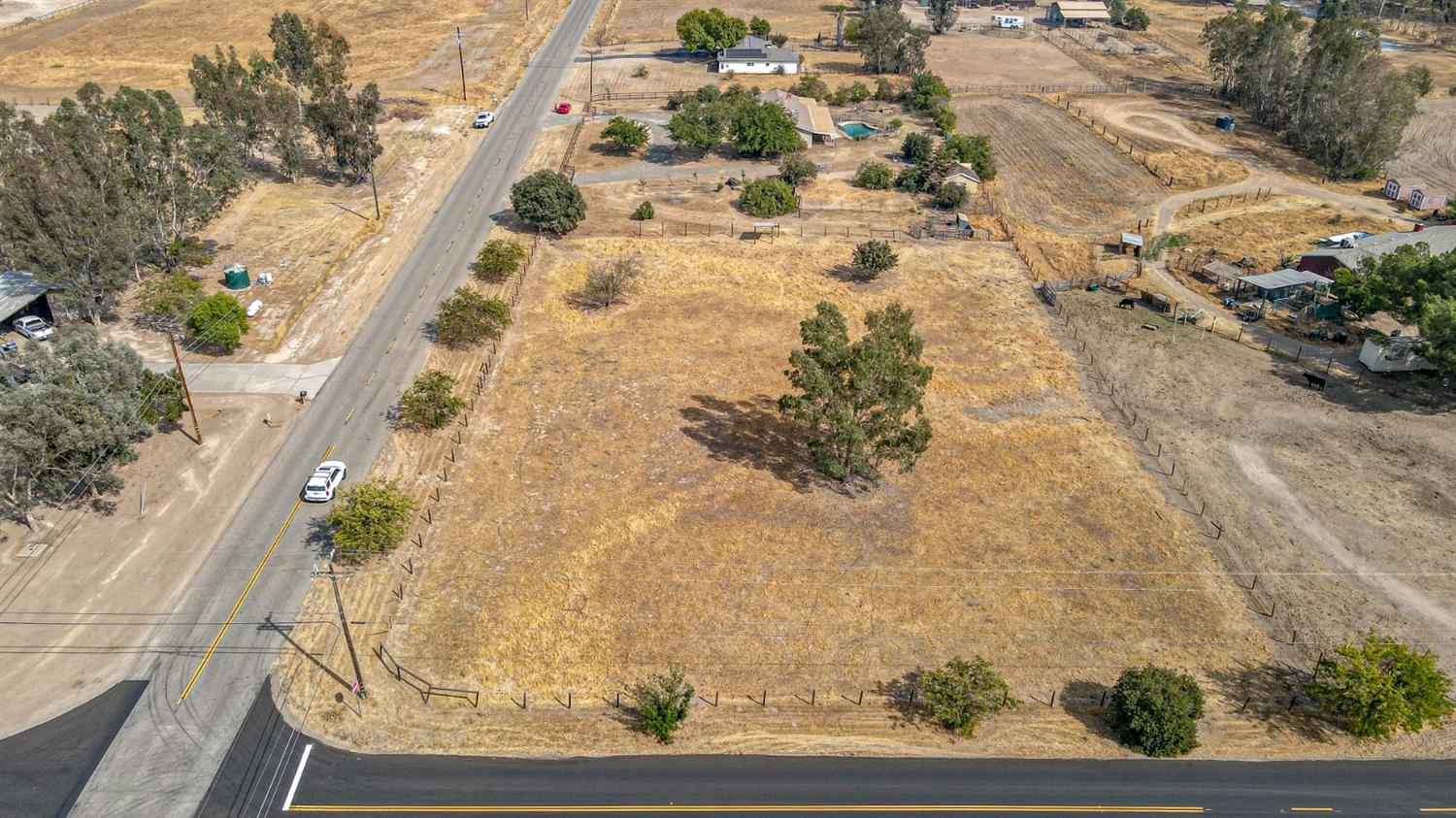 37250 Ave 17 Madera, CA 93636 - Photo 6 of 55