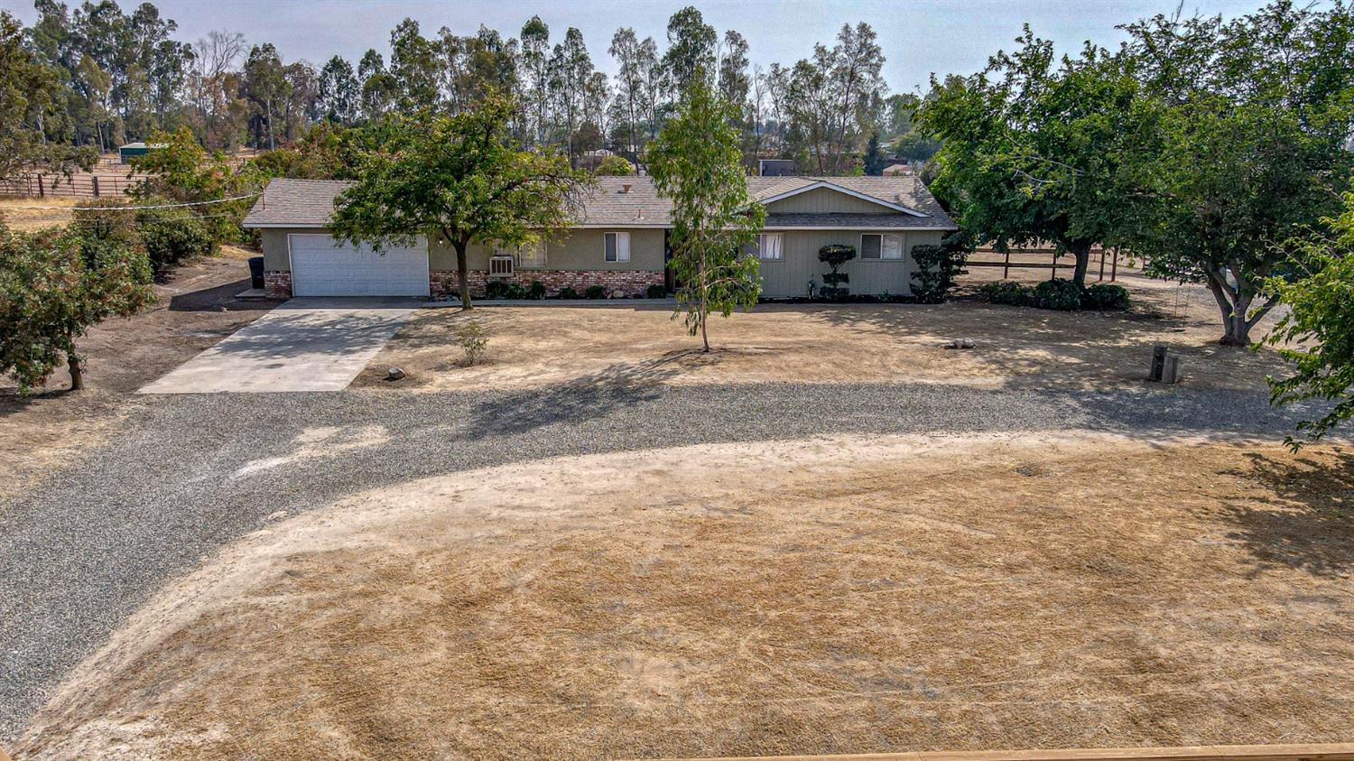 37250 Ave 17 Madera, CA 93636 - Photo 10 of 55