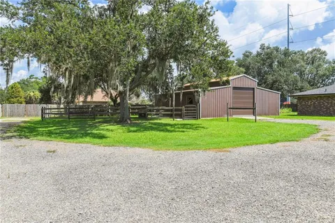 $484,900 | 13758 Highway 23, Belle Chasse, LA 70037