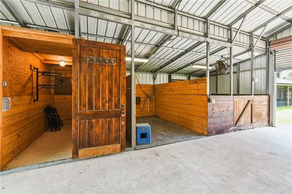 $484,900 | 13758 Highway 23, Belle Chasse, LA 70037