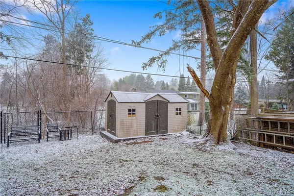 $524,900 | 27 Lynacres Boulevard, De Witt, NY 13066