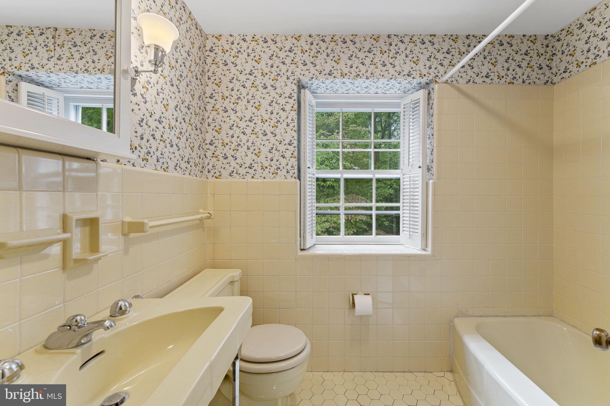 73 Line Road Malvern, PA 19355 - Photo 29 of 44 Full bath