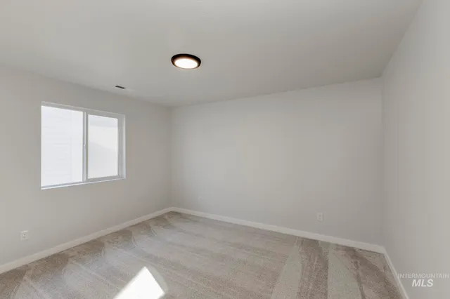 $399,990 | 868 Strike Eagle Street, Mountain Home, ID 83647