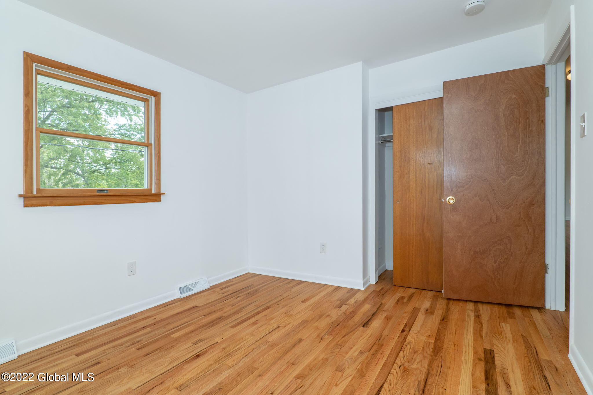 5 Whitney Road Colonie, NY 12110 - Photo 19 of 40 19-web-or-mls-5WhitneyRd-19