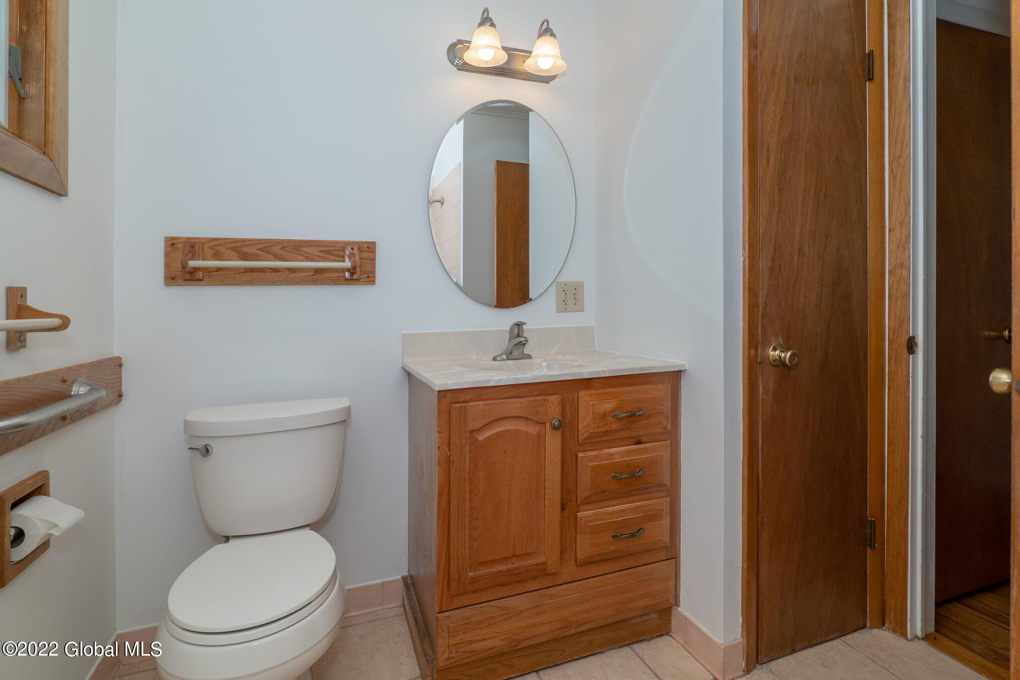 5 Whitney Road Colonie, NY 12110 - Photo 23 of 40 23-web-or-mls-5WhitneyRd-23