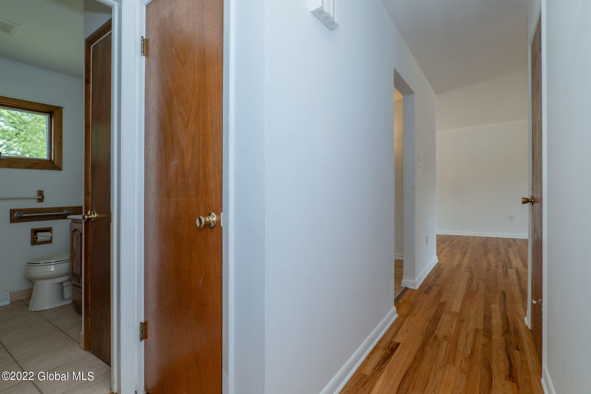 5 Whitney Road Colonie, NY 12110 - Photo 24 of 40 24-web-or-mls-5WhitneyRd-24