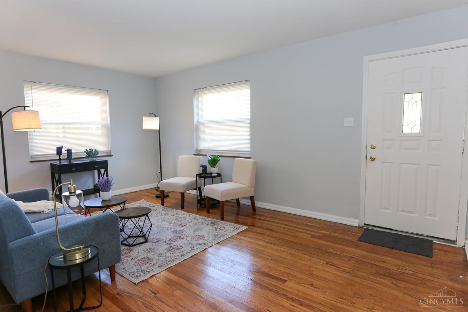 2817 West Galbraith Road Cincinnati, OH 45239 - Photo 6 of 27 Gallery Image 6