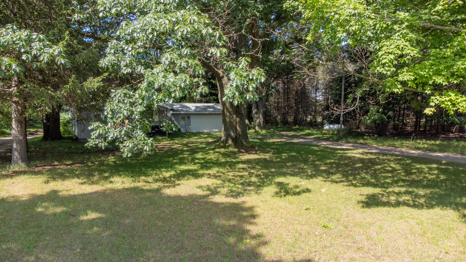 6854 East Garfield Road Hesperia, MI 49421 - Photo 31 of 40 DJI_0413
