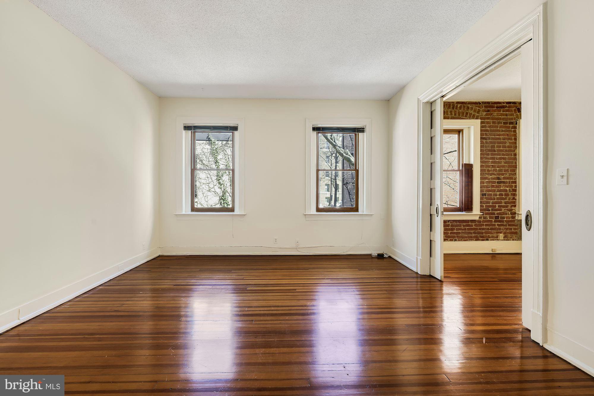 2415 20th Street Northwest, Unit 34 Washington, DC 20009 - Photo 4 of 30 Living Room