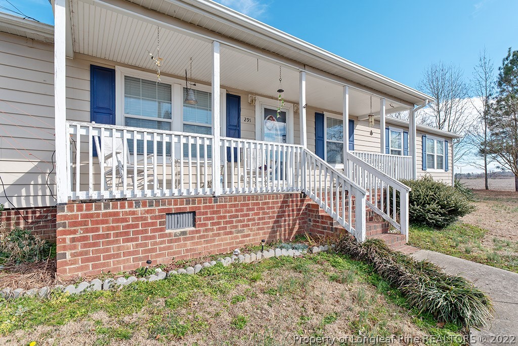 291 Lane Road Dunn, NC 28334 - Photo 4 of 41 Gallery Image 4