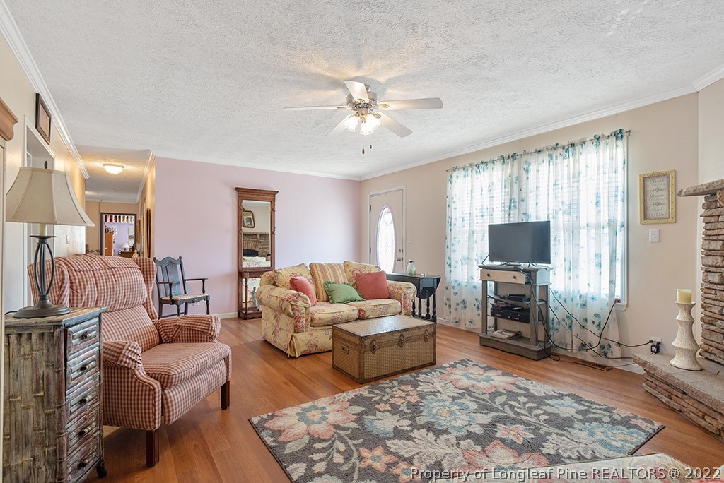 291 Lane Road Dunn, NC 28334 - Photo 7 of 41 Gallery Image 7