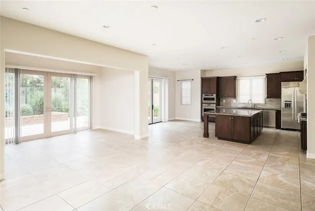 $7,300 | 136 Long Fence, Irvine, CA 92602