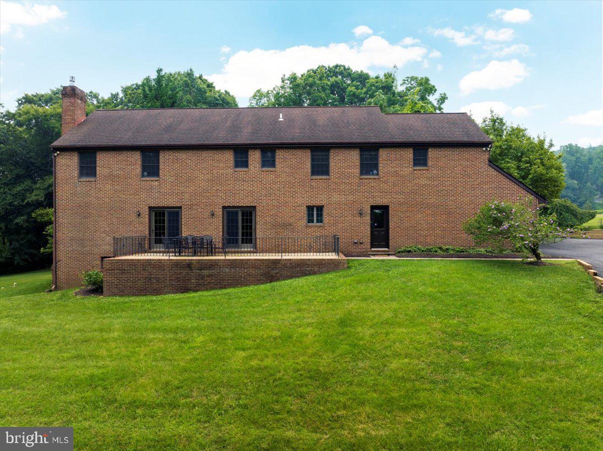 900 Scholl Road Pottstown, PA 19465 - Photo 7 of 64 Gallery Image 7