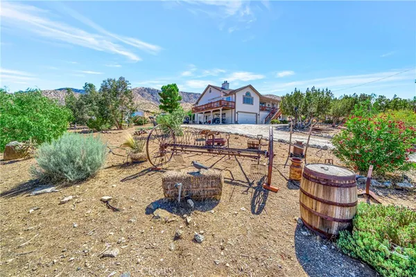 $699,900 | 11720 Honeybee Lane, Juniper Hills, CA 93543