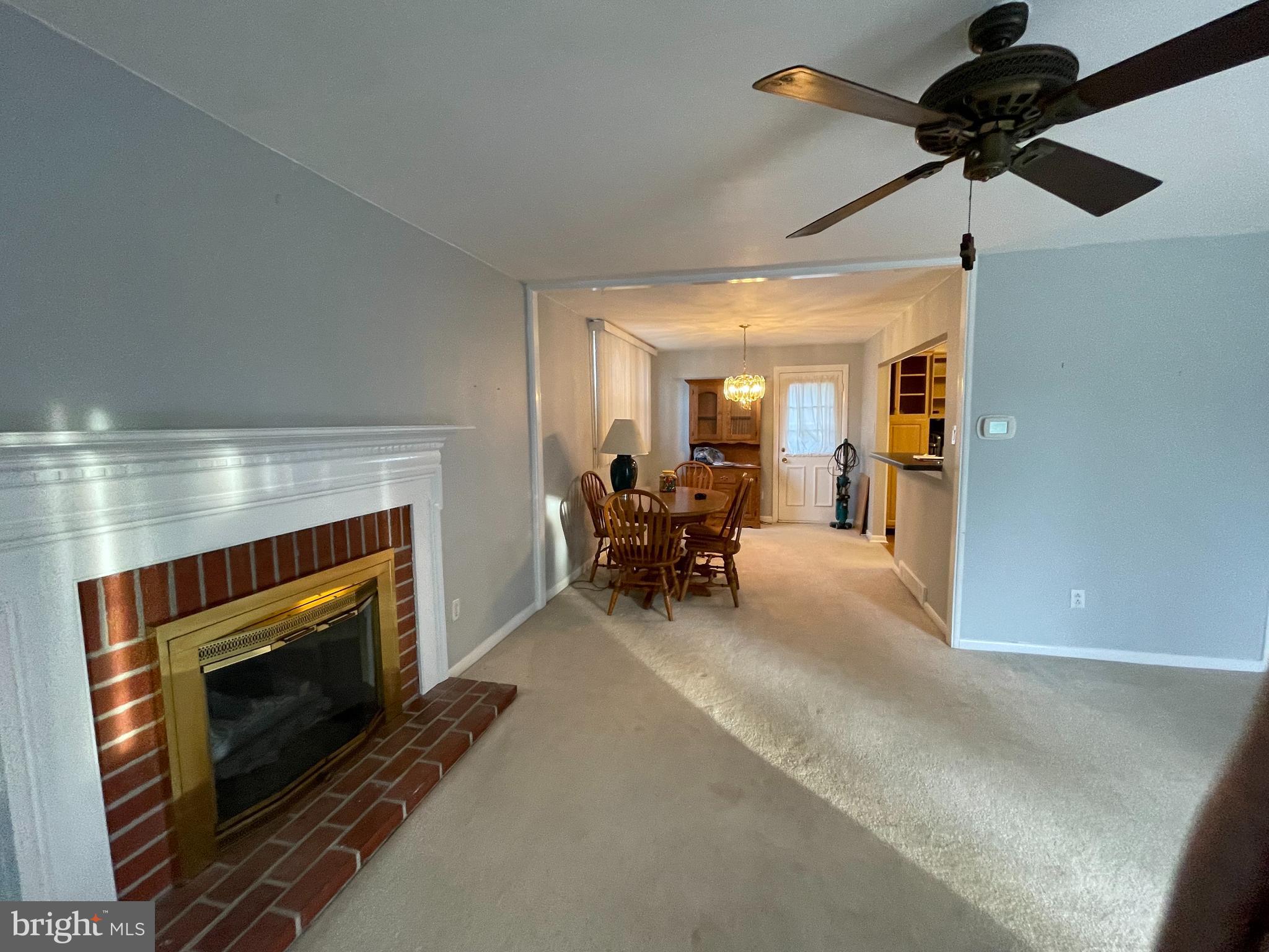 705 Marshall Road Brookhaven, PA 19015 - Photo 5 of 25 Gallery Image 5