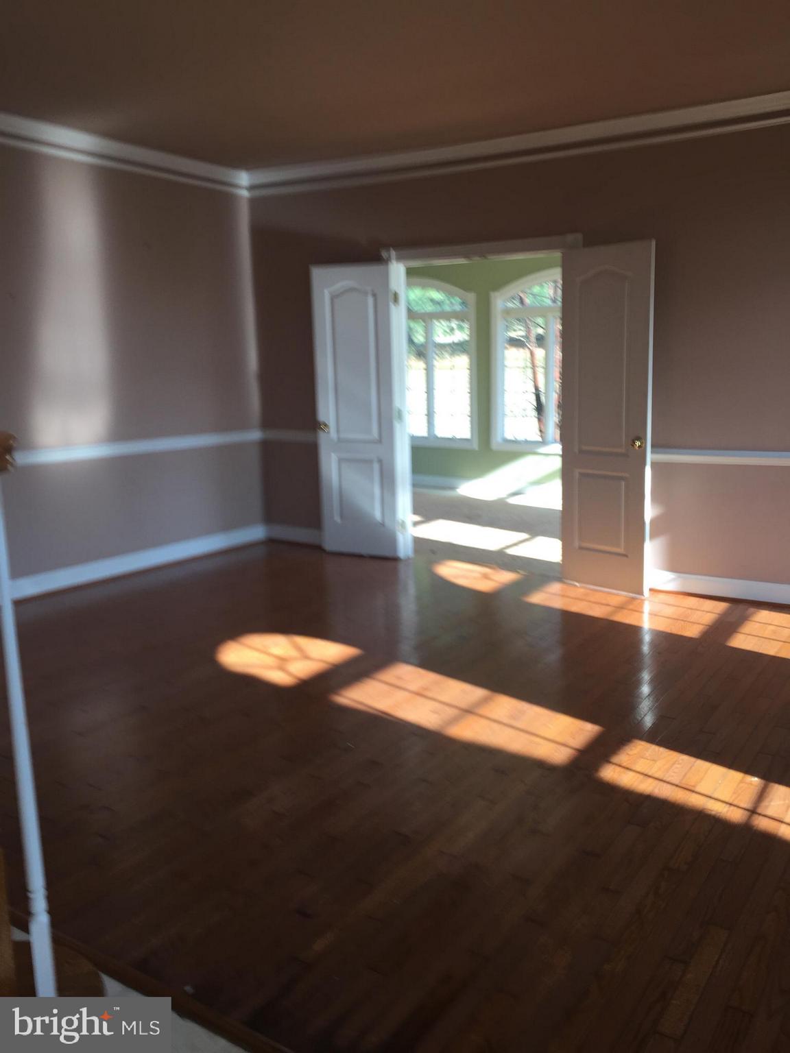 40908 Beechnut Road Leesburg, VA 20175 - Photo 8 of 54 Living Room