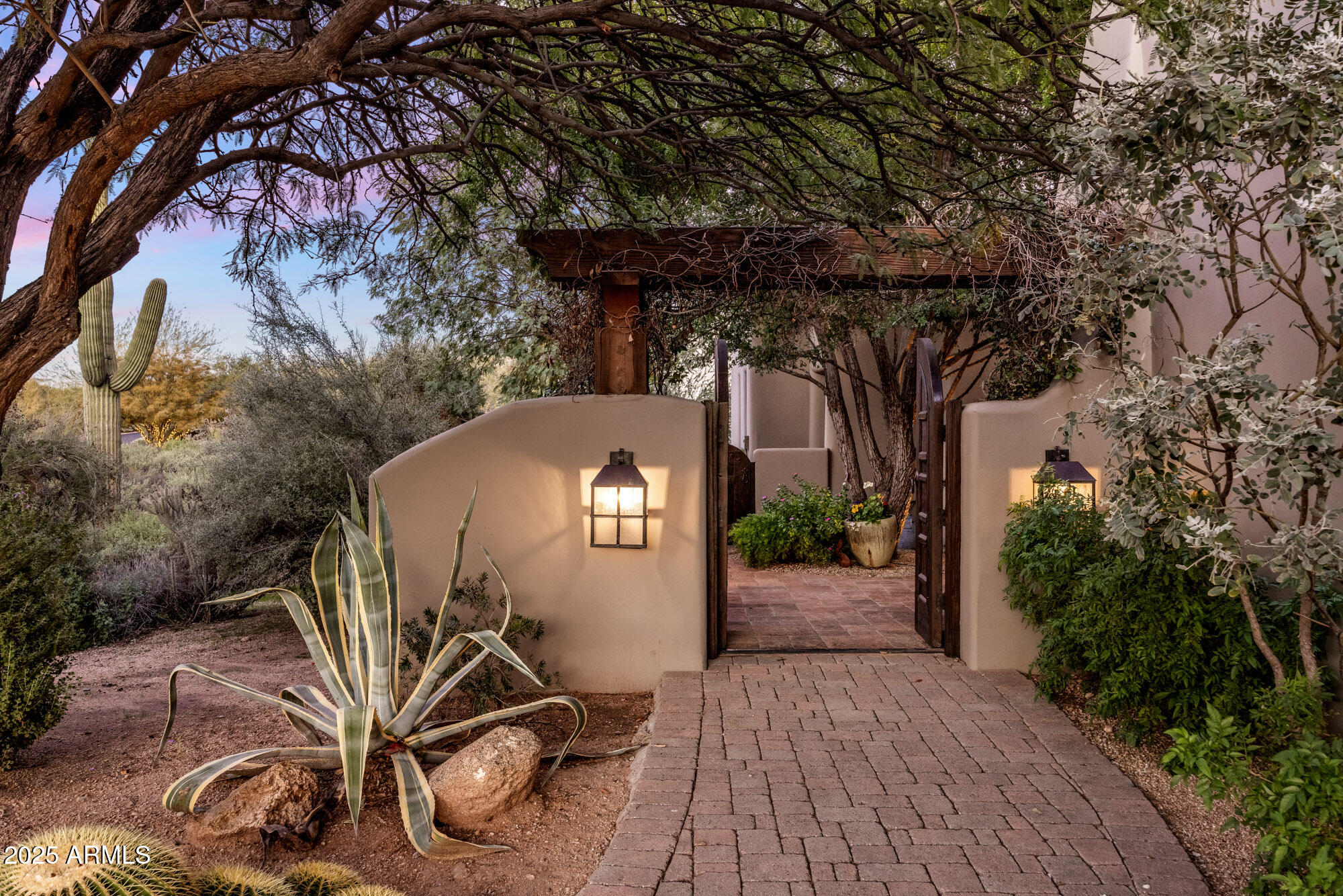 8300 East Dixileta Drive, Unit 211 Scottsdale, AZ 85266 - Photo 11 of 35 a view of entryway with garden