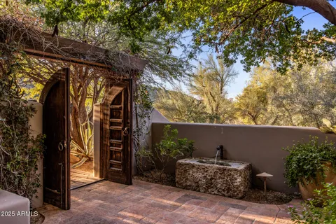 a view of outdoor space and garden