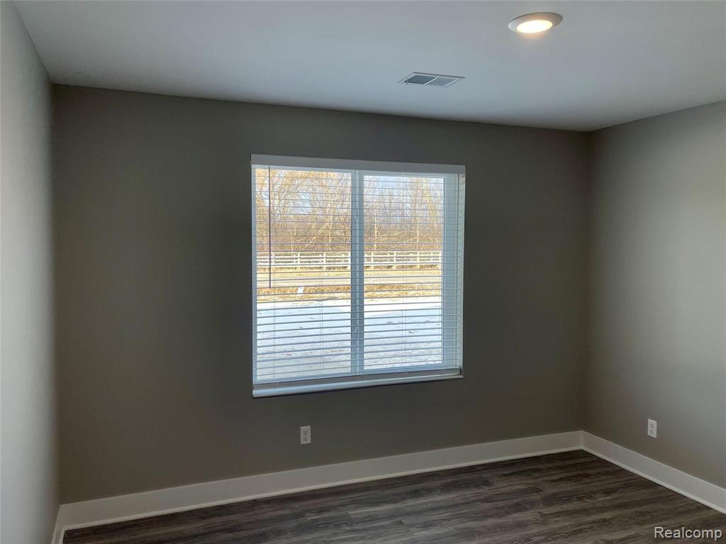 61277 11 Mile Road South Lyon, MI 48178 - Photo 14 of 18