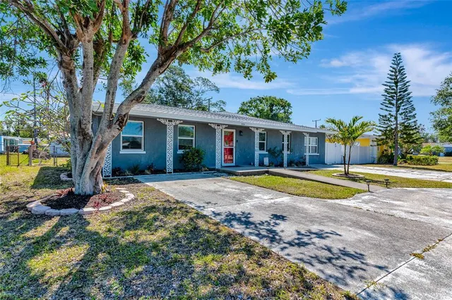 $477,900 | 6511 Georgia Avenue, Bradenton, FL 34207