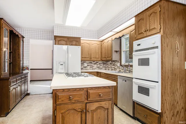 $315,000 | 58443 Oakwood Court, Elkhart, IN 46516