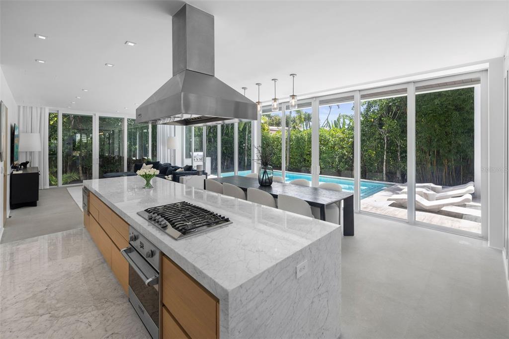 4433 North Bay Road Miami Beach, FL 33140 - Photo 33 of 67