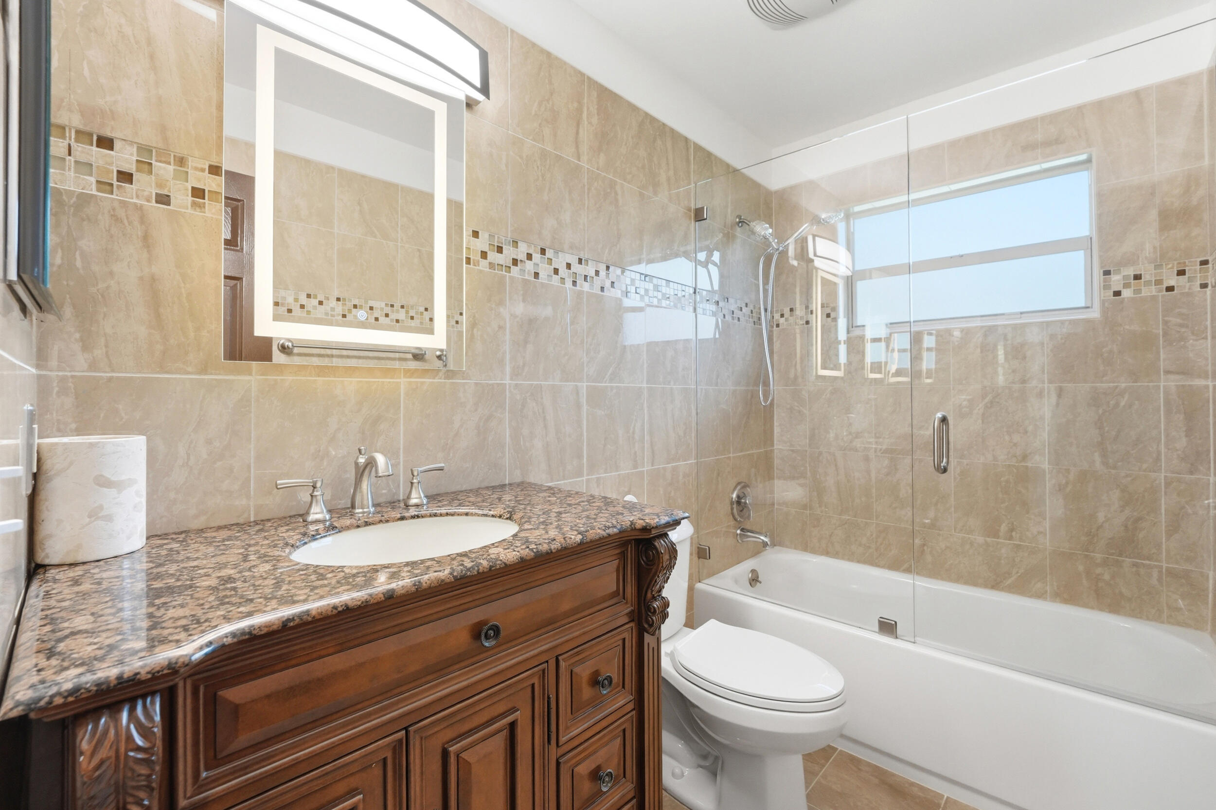 5787 Southwest 57th Way Davie, FL 33314 - Photo 13 of 40 169