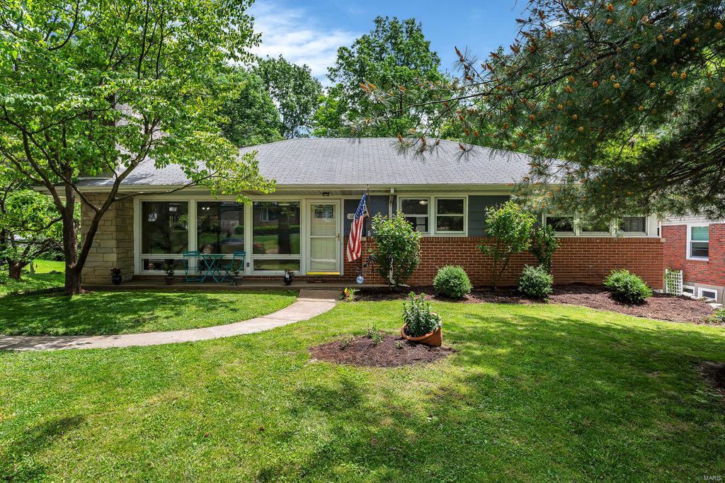 1270 Bridle Road St. Louis, MO 63119 - Photo 1 of 39 Gallery Image 1