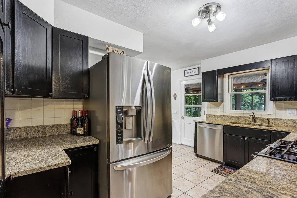 1270 Bridle Road St. Louis, MO 63119 - Photo 11 of 39 Gallery Image 11