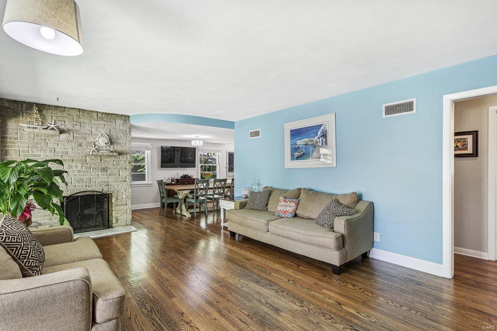 1270 Bridle Road St. Louis, MO 63119 - Photo 3 of 39 Gallery Image 3