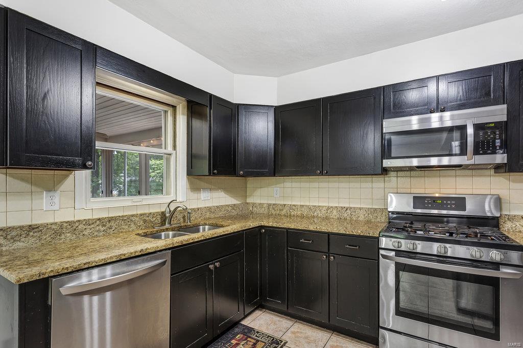 1270 Bridle Road St. Louis, MO 63119 - Photo 9 of 39 Gallery Image 9