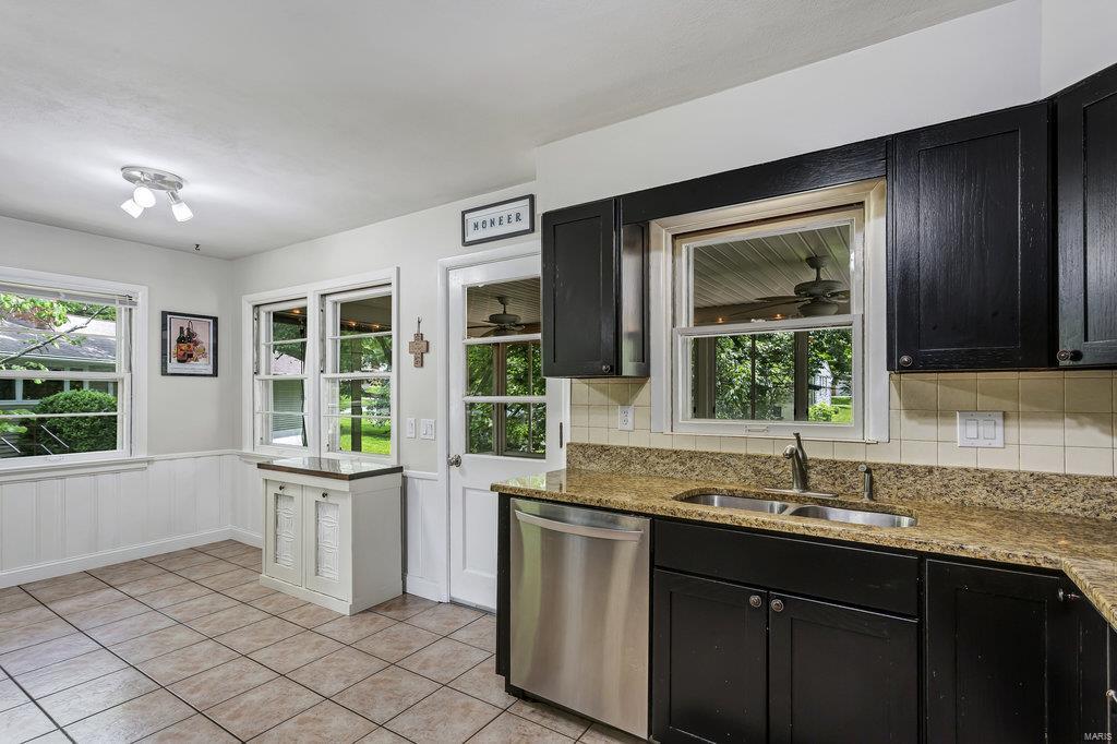 1270 Bridle Road St. Louis, MO 63119 - Photo 10 of 39 Gallery Image 10
