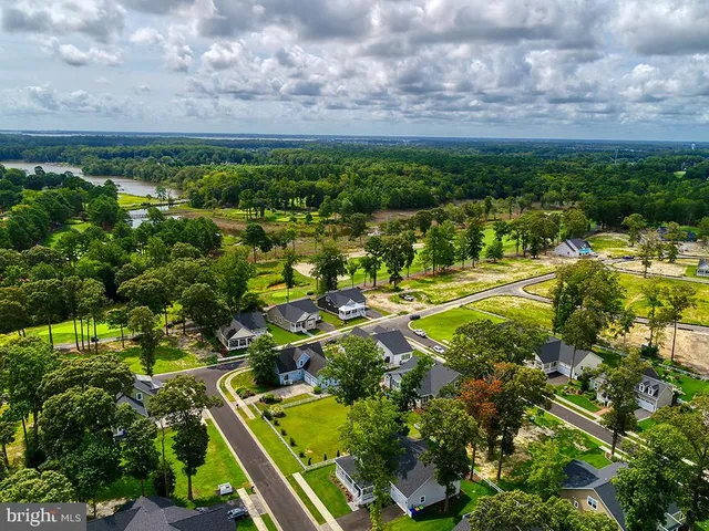a view of a lake with houses