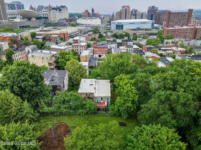 $197,000 | 15 Wilbur Street, Albany, NY 12202