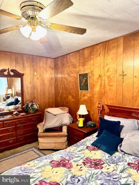 408 1/2 Chestnut Street Johnstown, PA 15906 - Photo 9 of 17 a bedroom with a bed and lamp with the view of the room